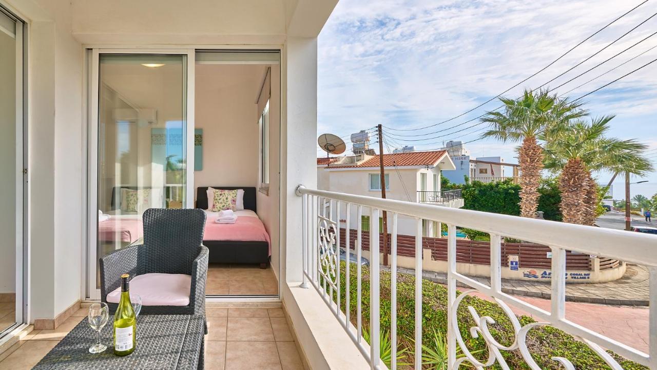 Villa Haven By Ezoria Villas Coral Bay Exterior photo